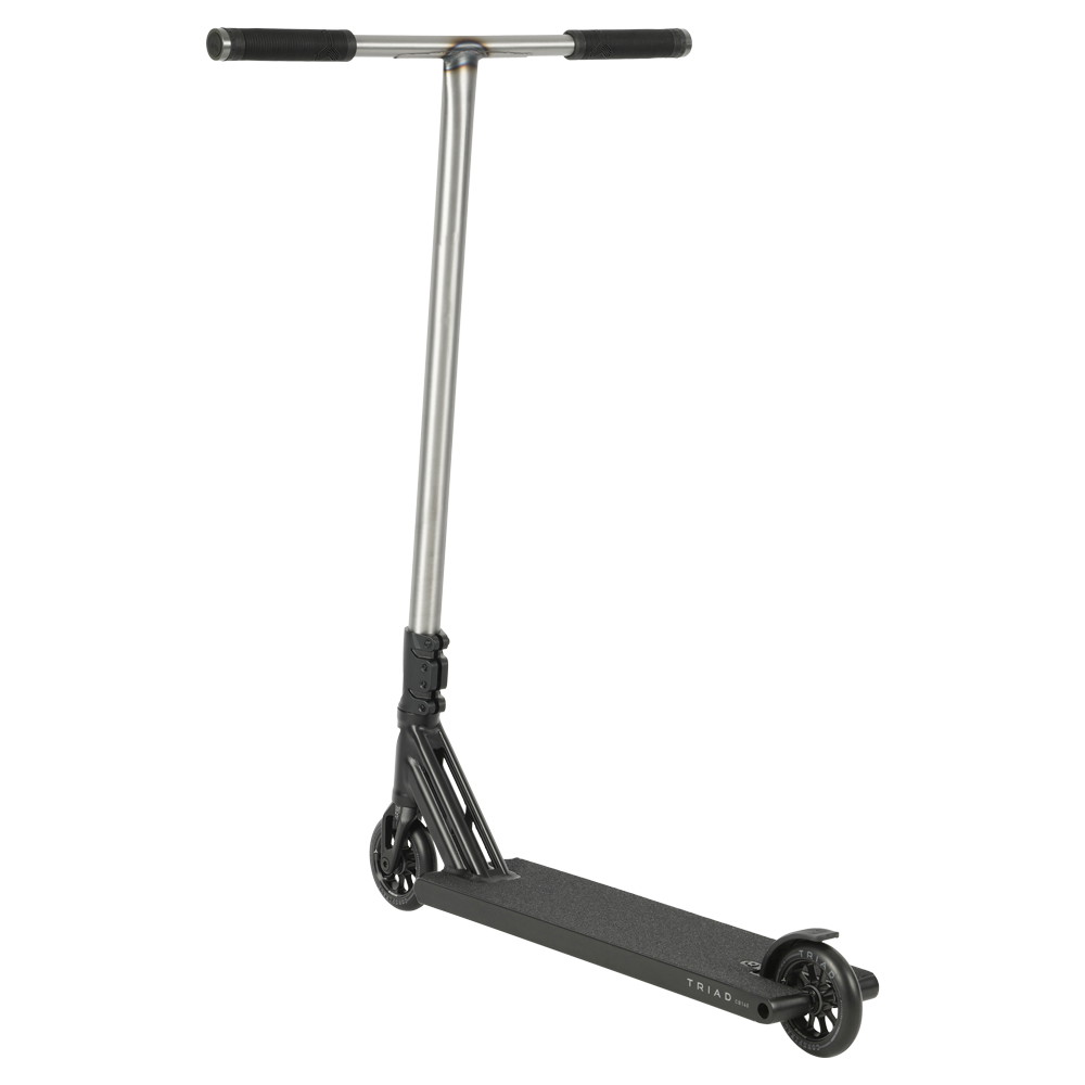 Triad Cursed ja Hellion Freestyle Roller