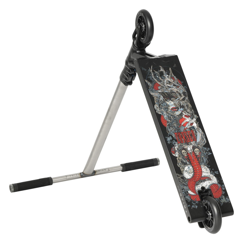 Triad Cursed ja Hellion Freestyle Roller
