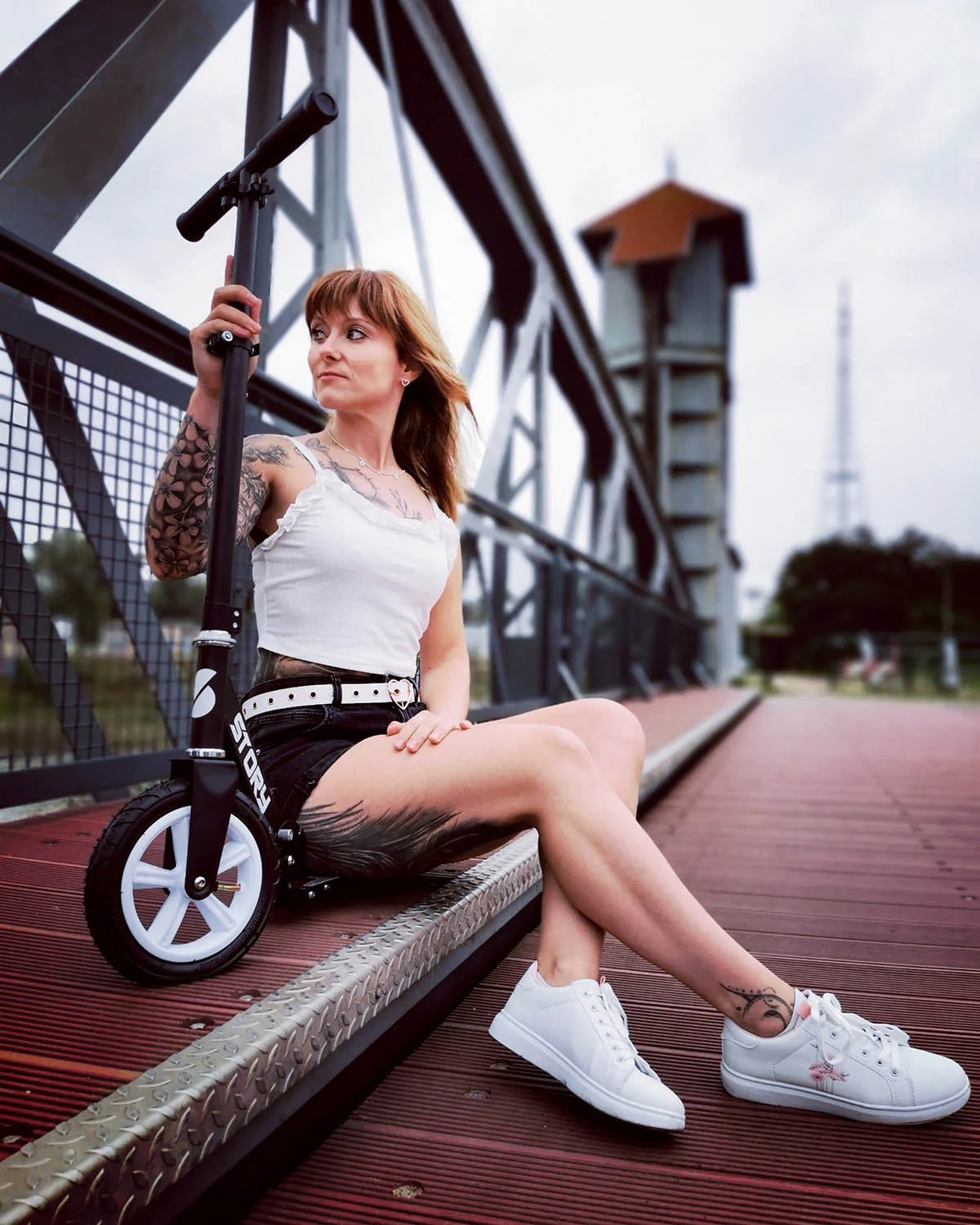 Story Civic Comfort Air-wheels Taitettava Kick Scooter