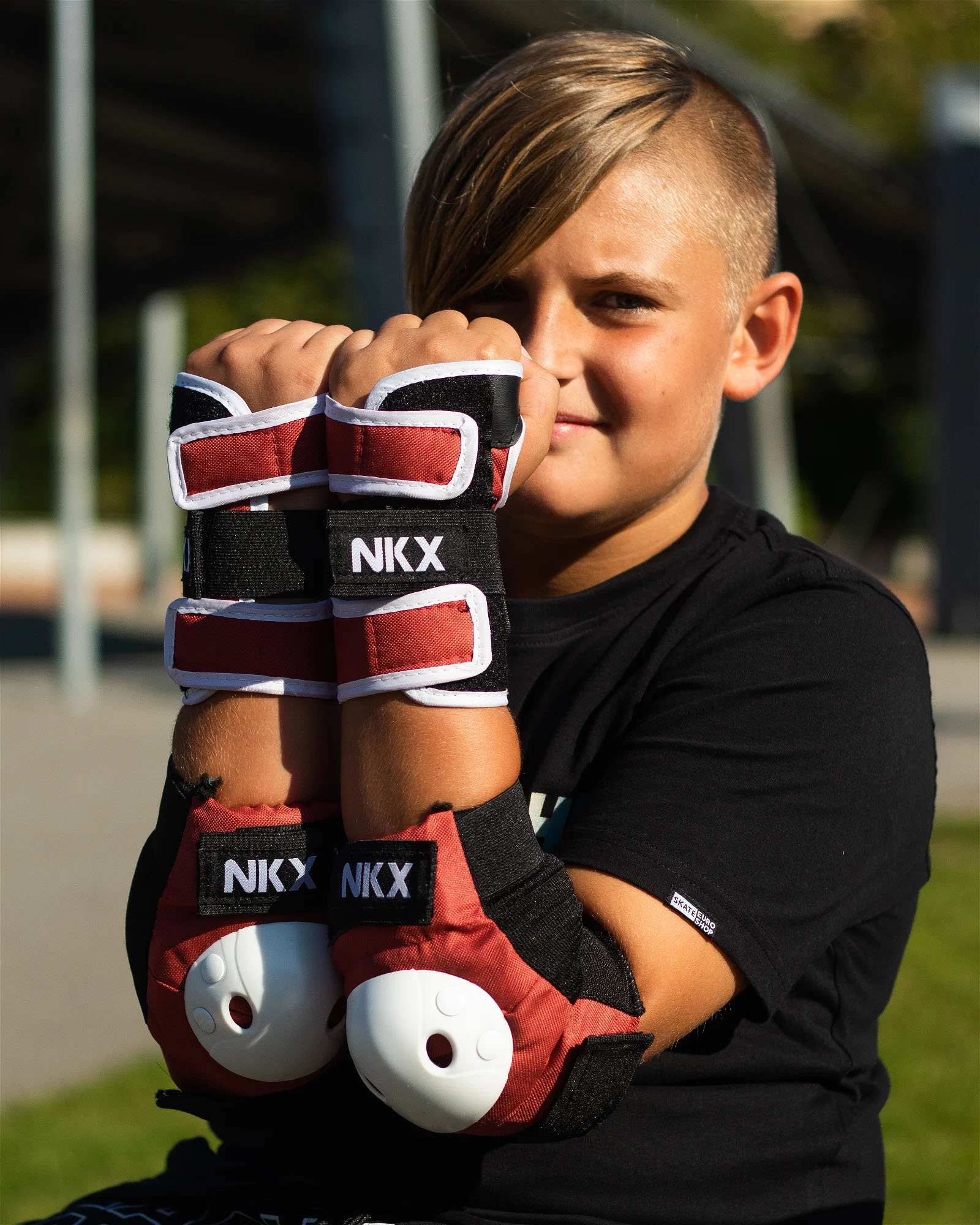 NKX Kids 3-Pack Pro Suojavarusteet - Polvisuojat, Kyynärsuoja ja Ranteensuojat