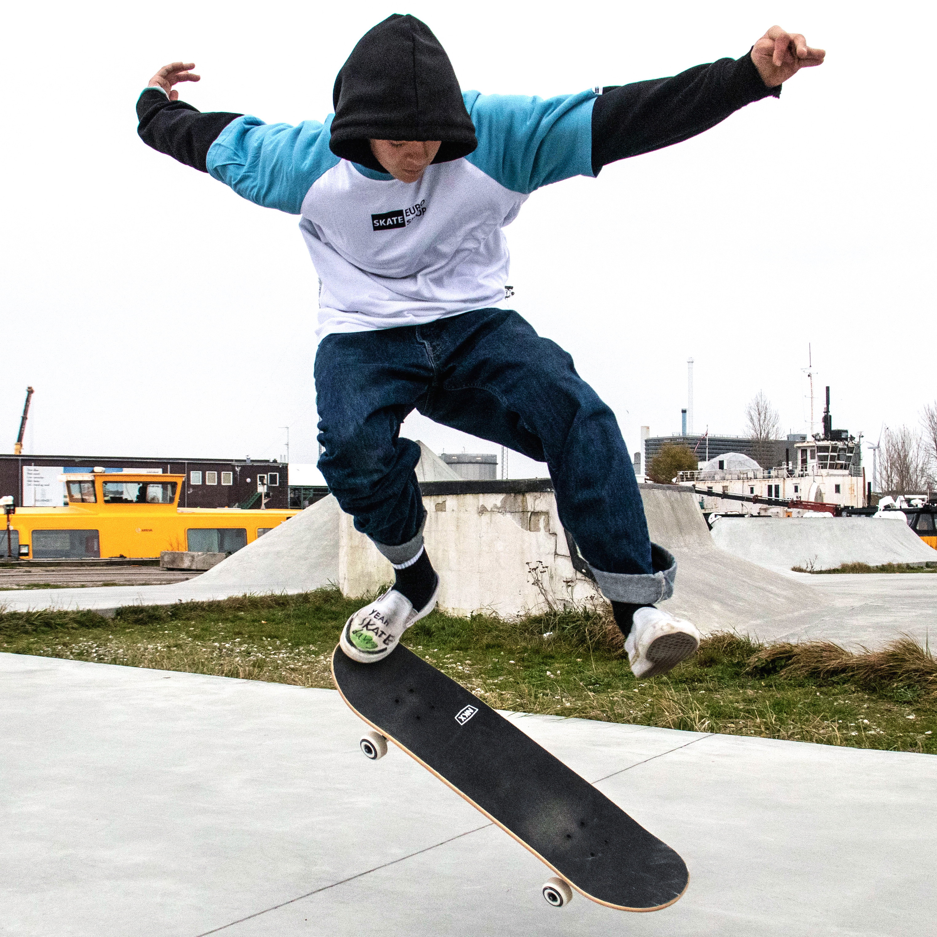 NKX Signature Skateboard